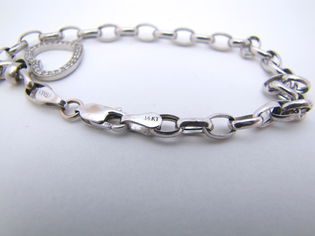 14K White Gold Bracelet with Diamond Heart Charm