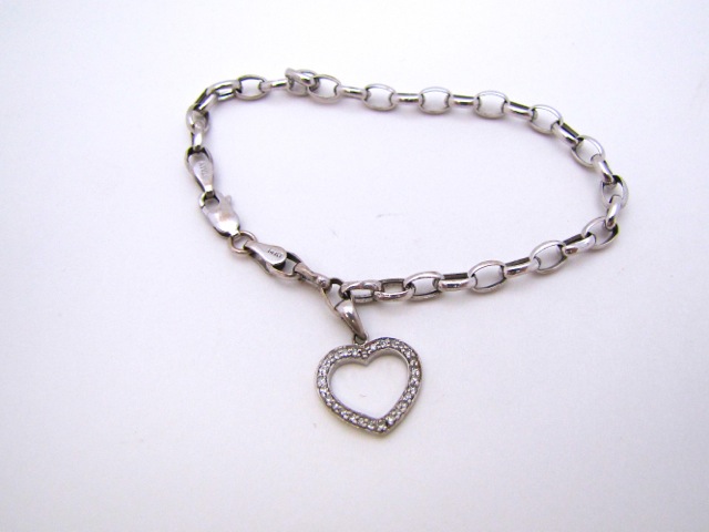 14K White Gold Bracelet with Diamond Heart Charm