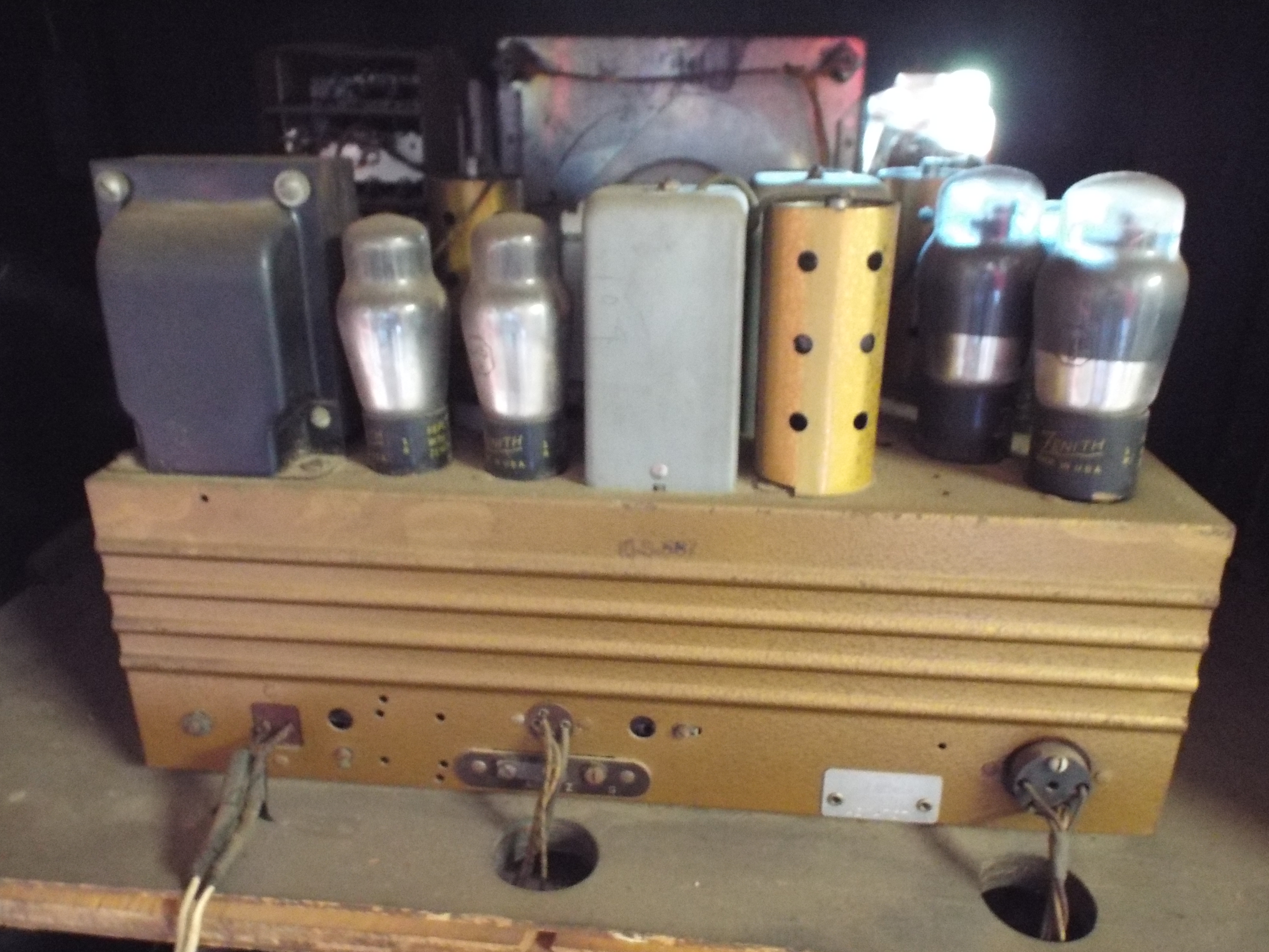 Vintage Zenith Rotor Wave Console Radio