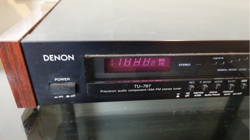 Denon Stereo Component TU-767 AM-FM Stereo Tuner