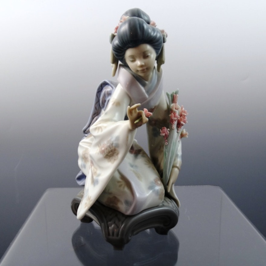 Lladro Figurine "Kiyoko" #1450