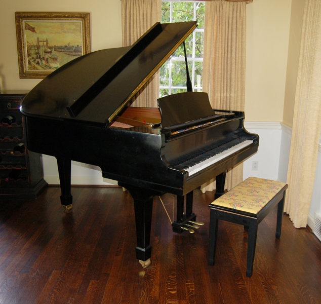 Samick Ebony Classic Grand Piano