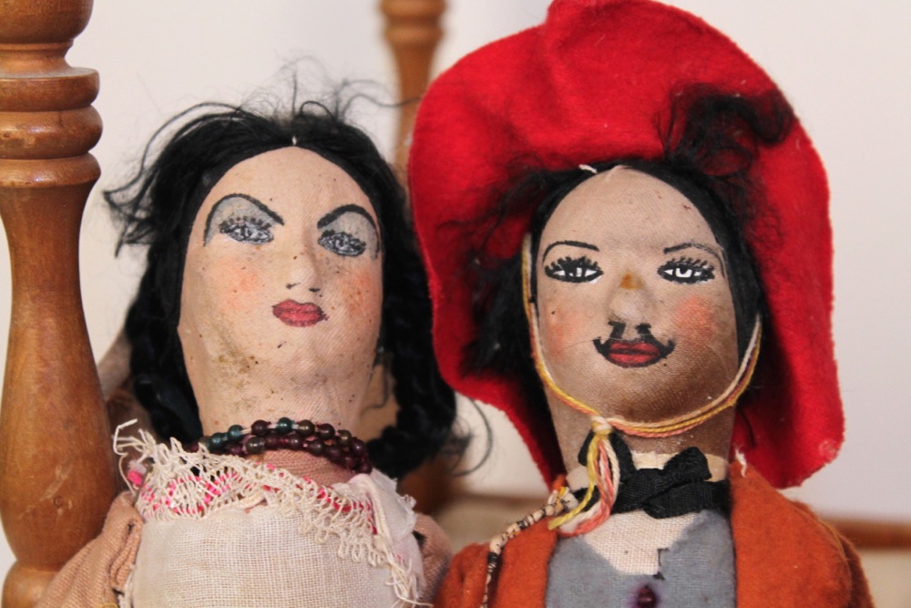 Vintage Travel Dolls and Doll Bed