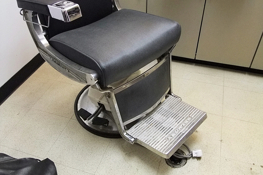 Belmont Hydraulic Barber Chair