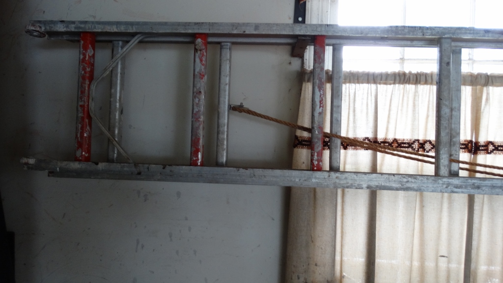 Aluminum Extension Ladder