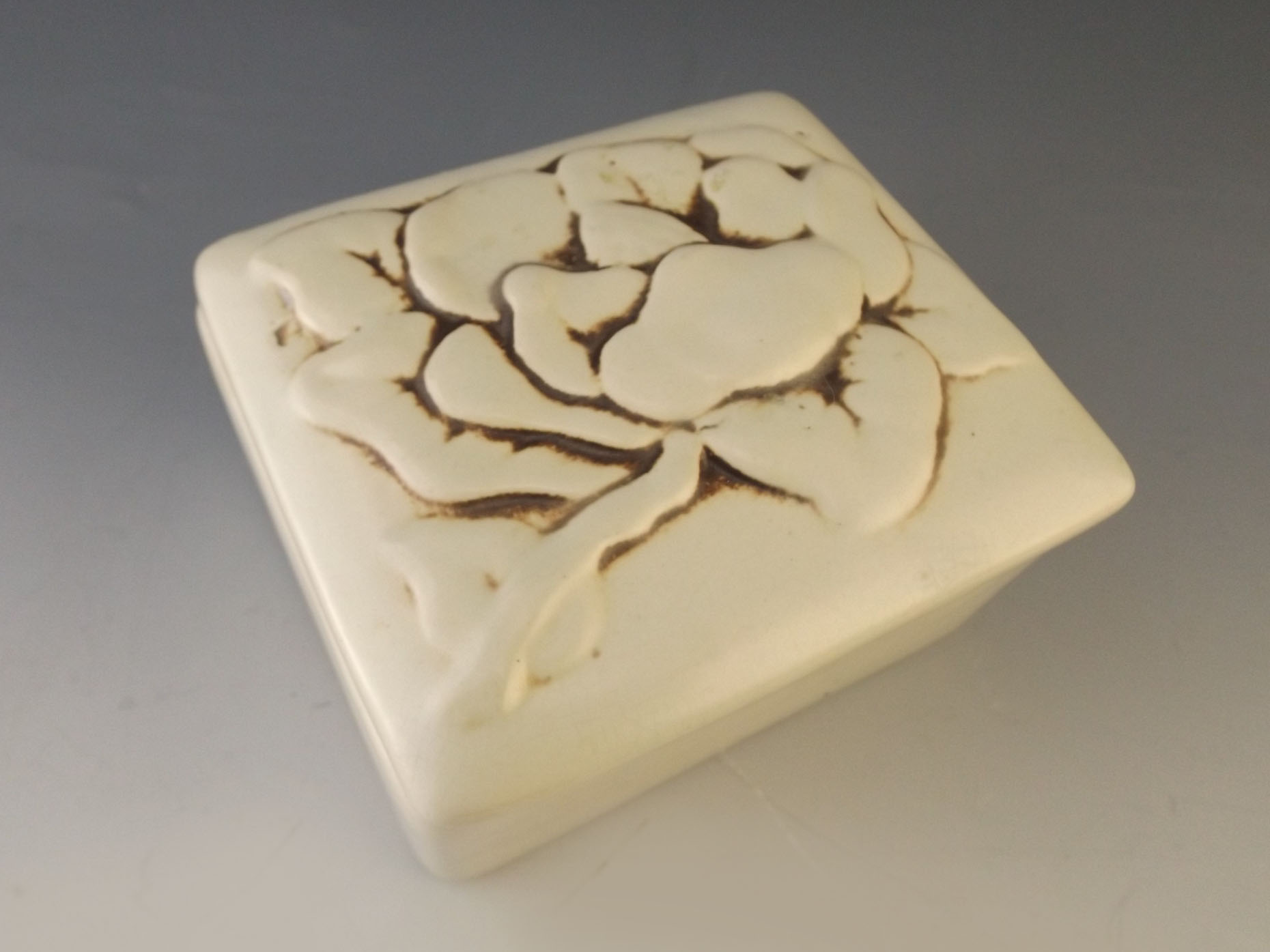 Red Wing Pottery Lidded Box with Magnolia Blossom