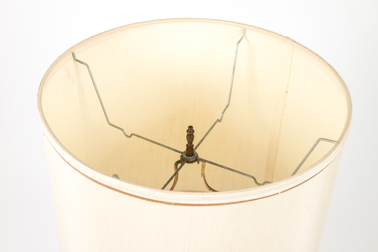 Vintage Mid-Century Brass Urn Lamp