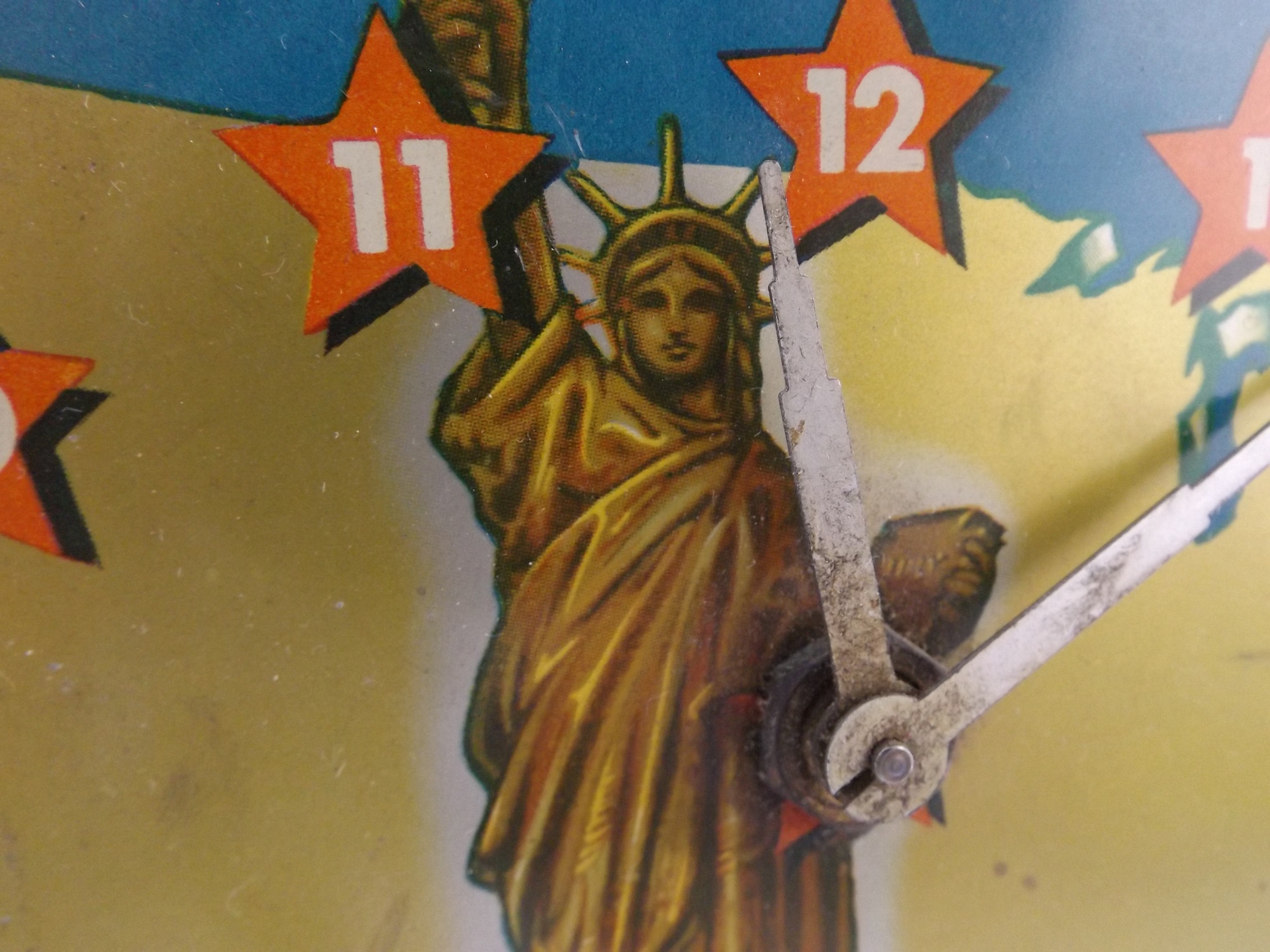 1940 'God Bless America' Clock