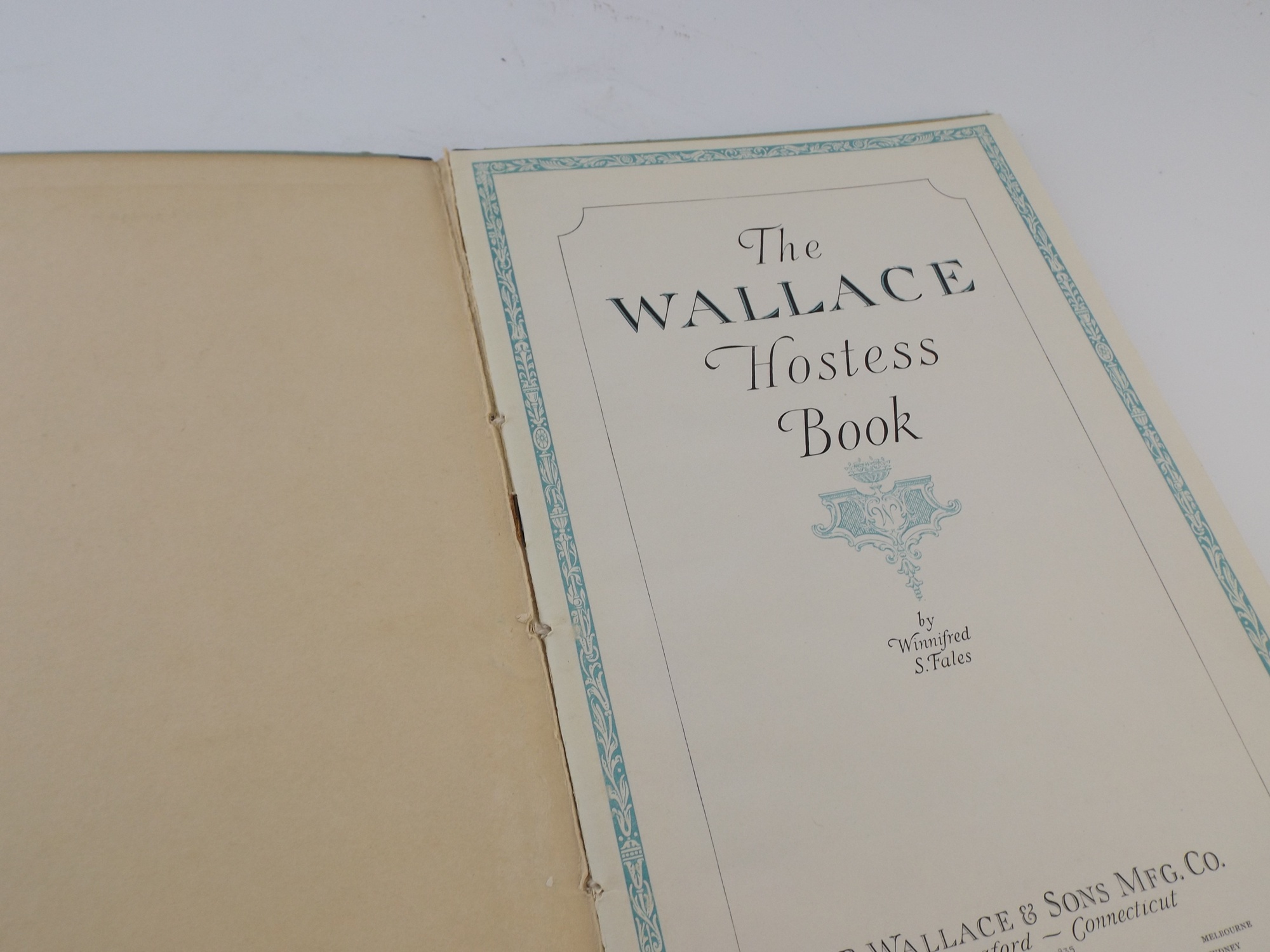 1920 Wallace Hostess Book