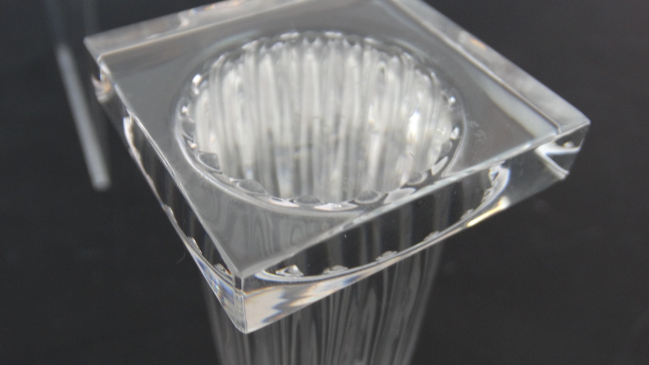 Steuben Crystal "Column of the Owl" with 18k Yellow Gold Owl