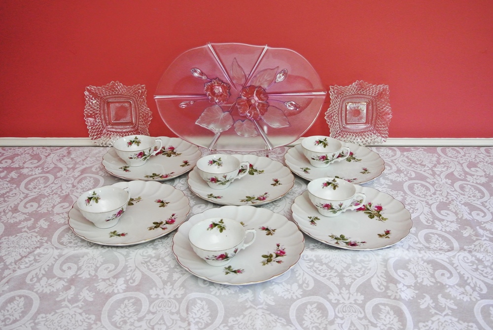 Beautiful Vintage Luncheon Serving Items