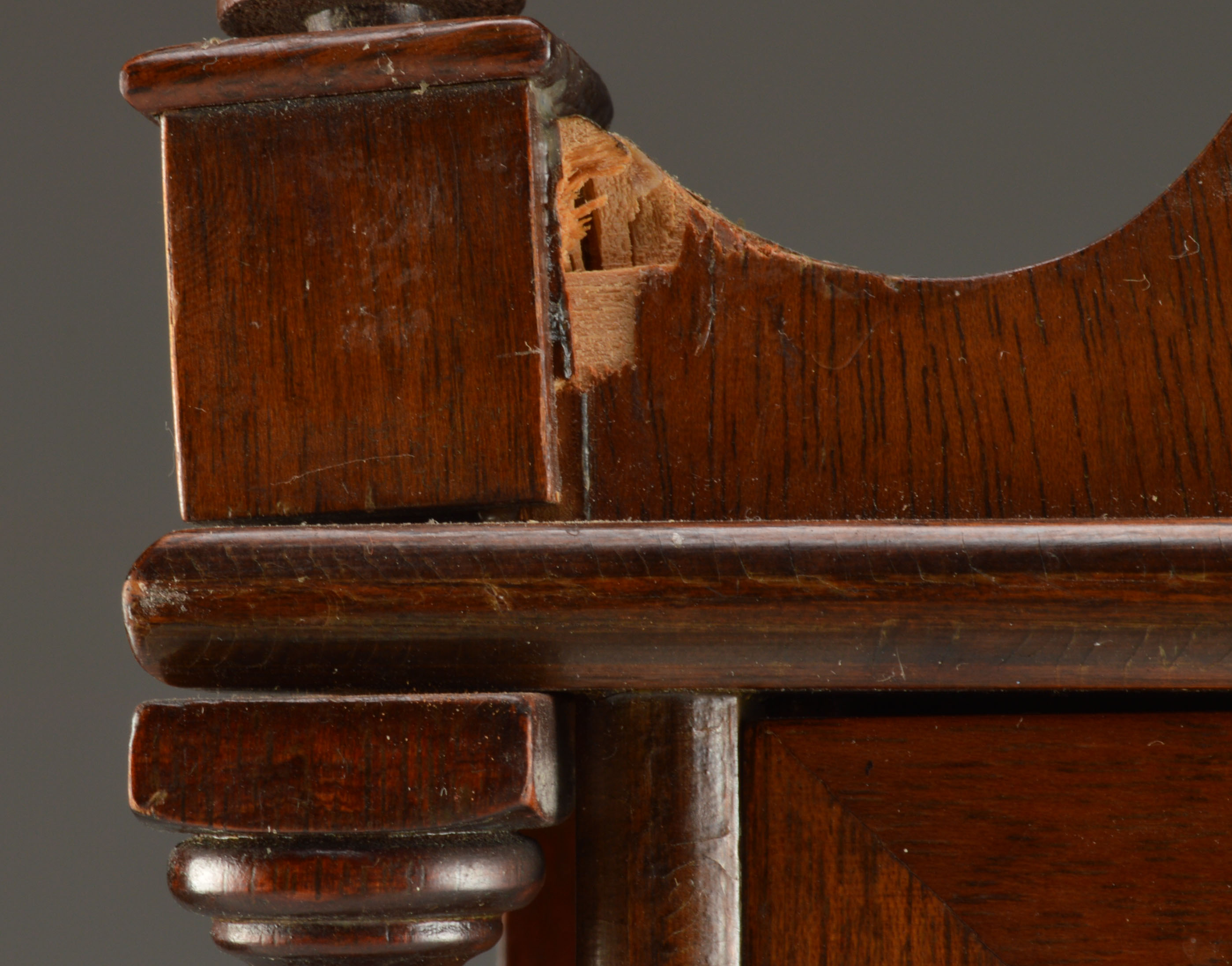 Vintage Nutone "Madison" Mantel Clock