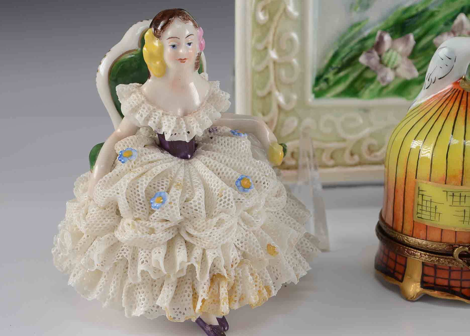 Group of Vintage Decorative Items