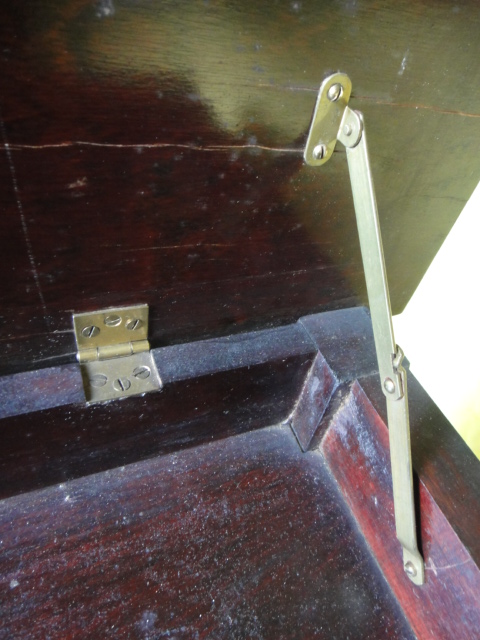 19th Century Wood Veneer Tonk Piano Bench