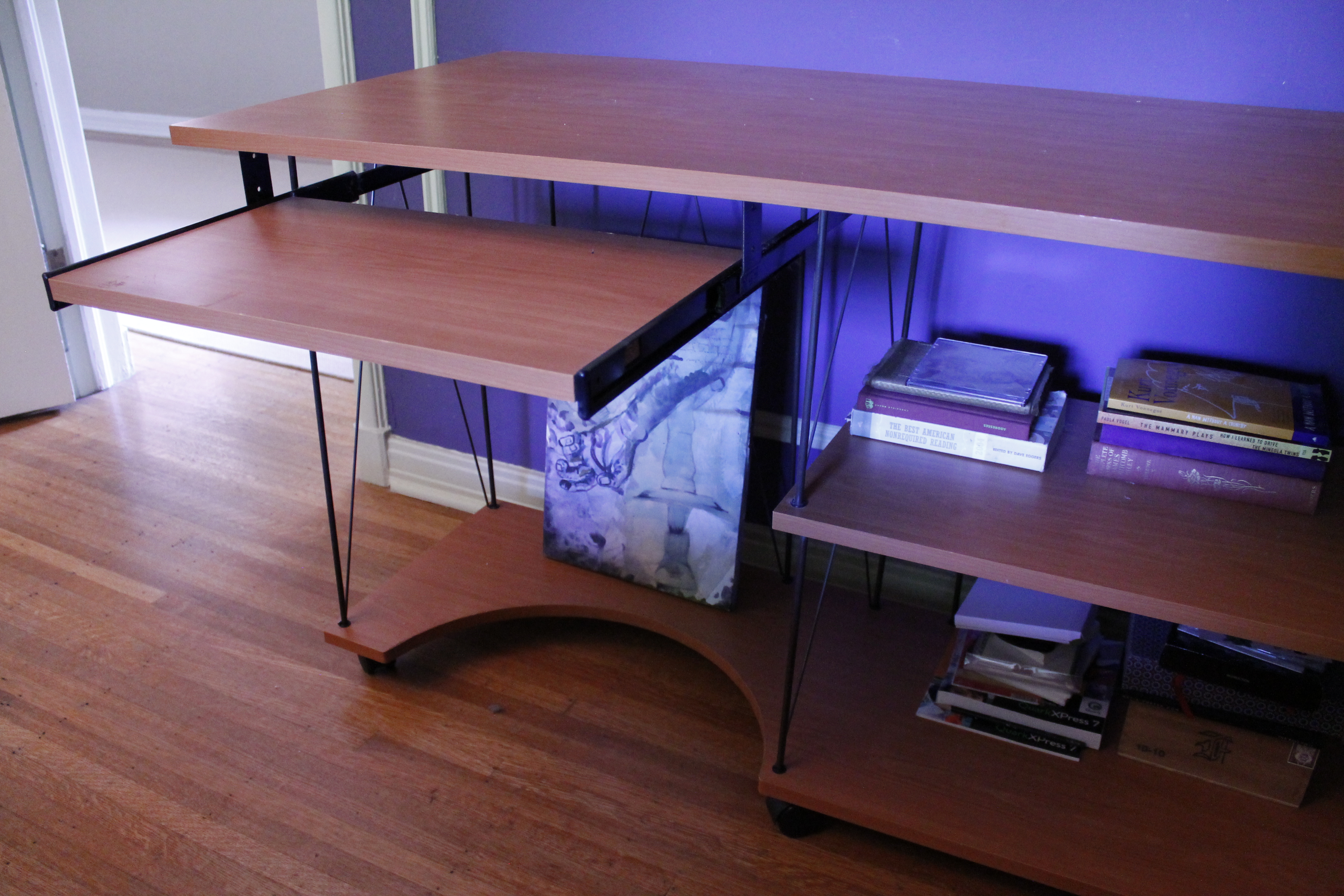 Modern Style Desk