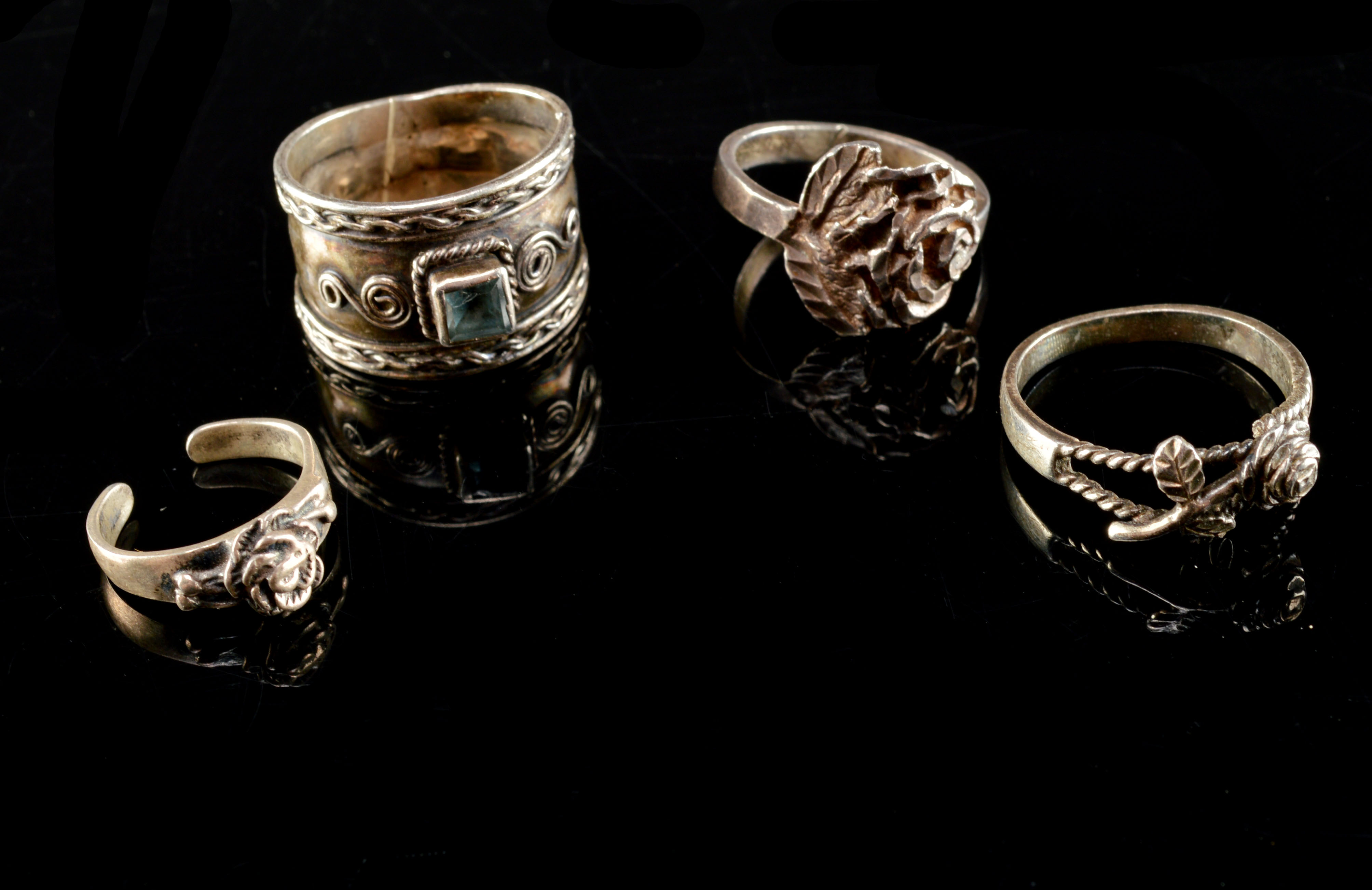 Collection of Sterling Silver Jewelry 