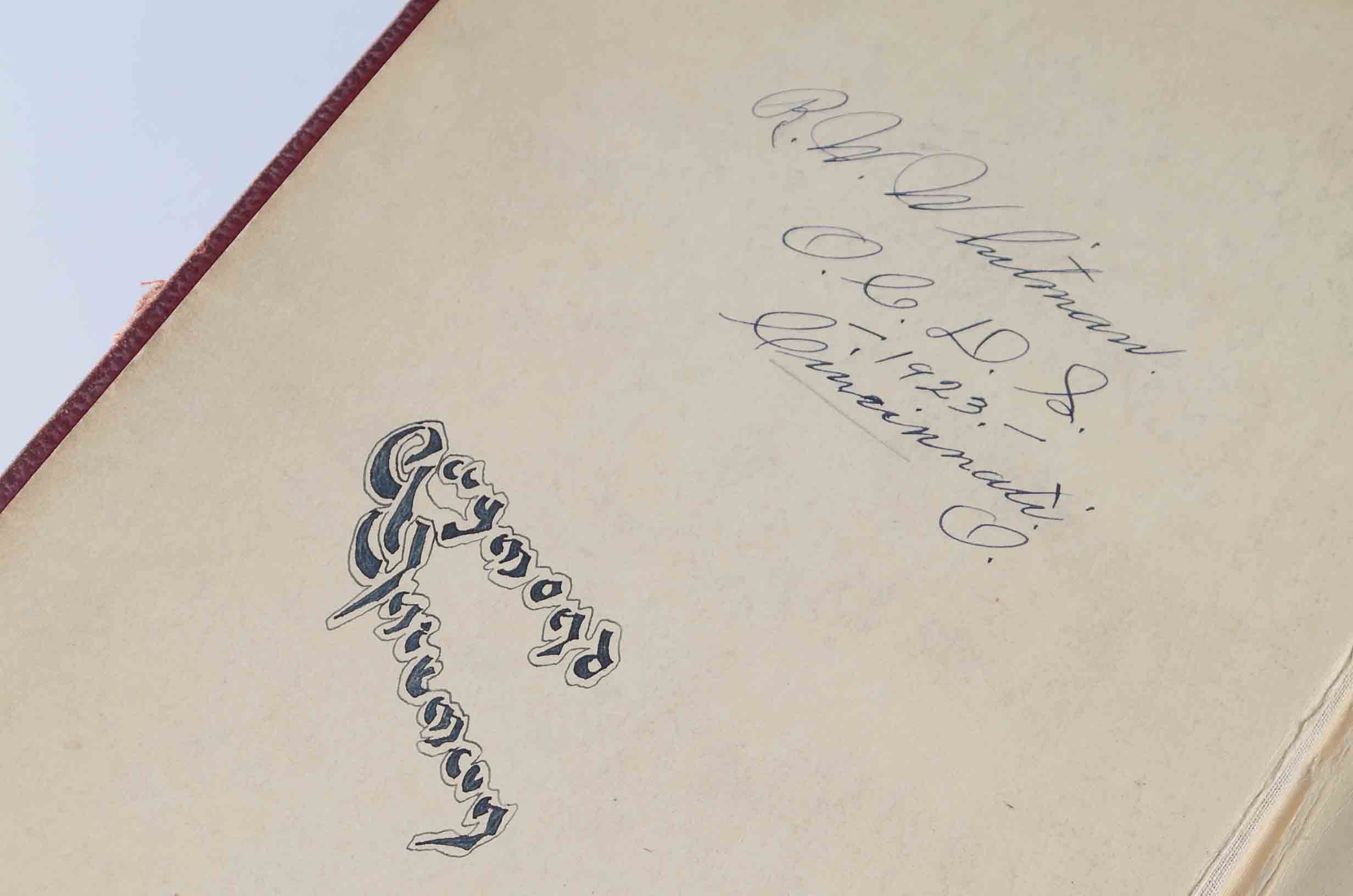 1918 Hardcover Edition of "Anatomy of The Human Body"