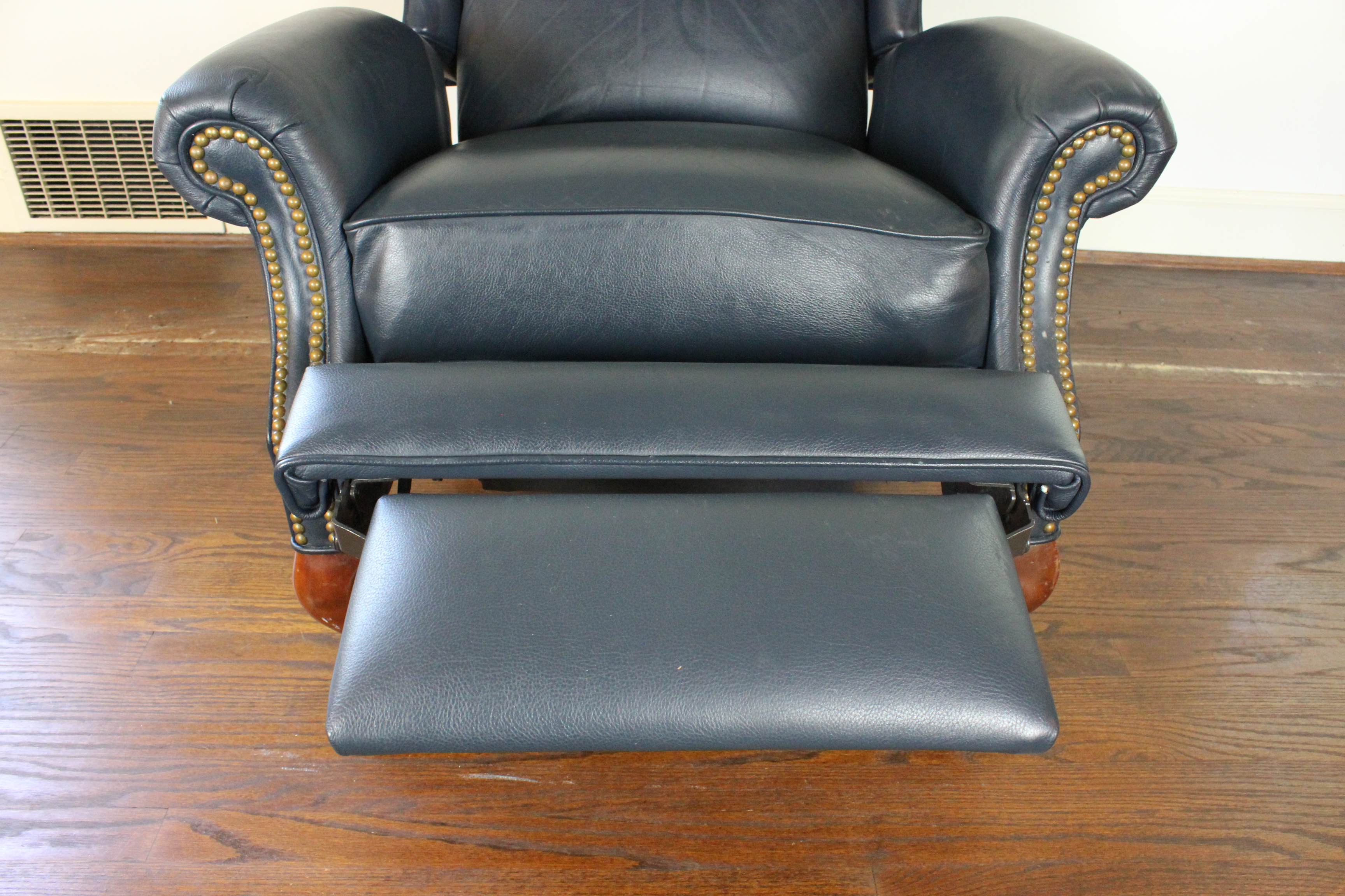 Queen Anne Style Wingback Leather Reclining Chair