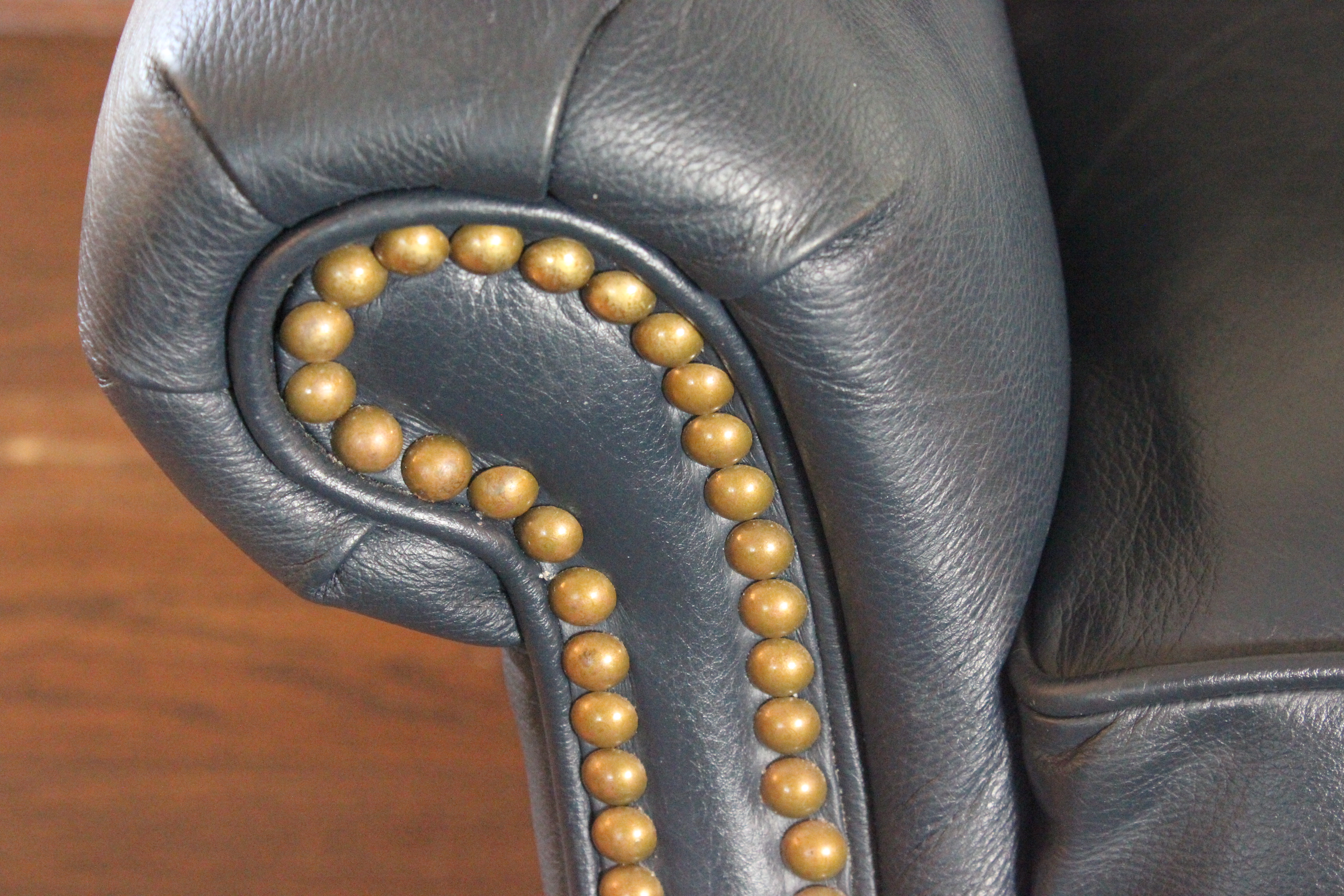 Queen Anne Style Wingback Leather Reclining Chair