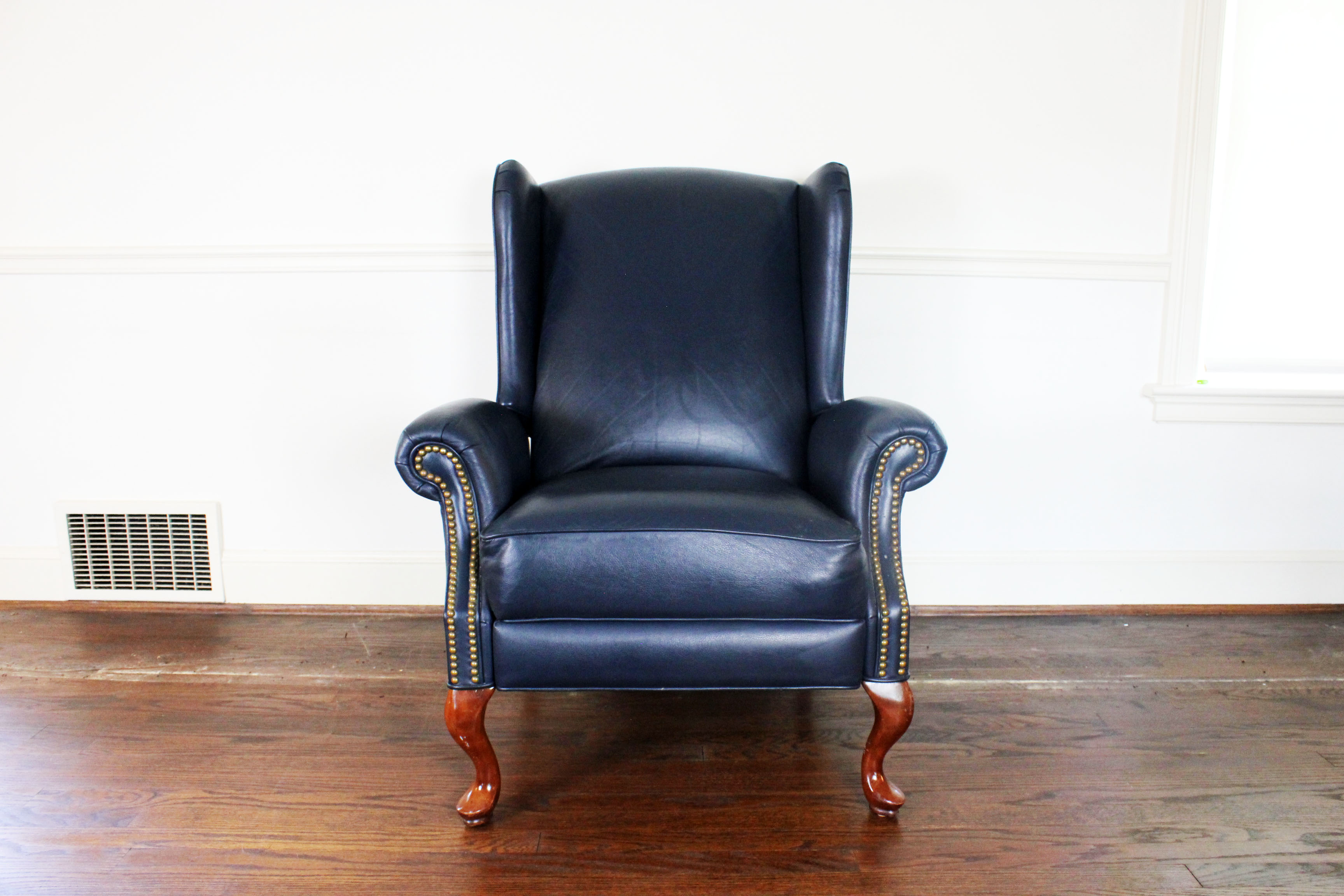 Queen Anne Style Wingback Leather Reclining Chair