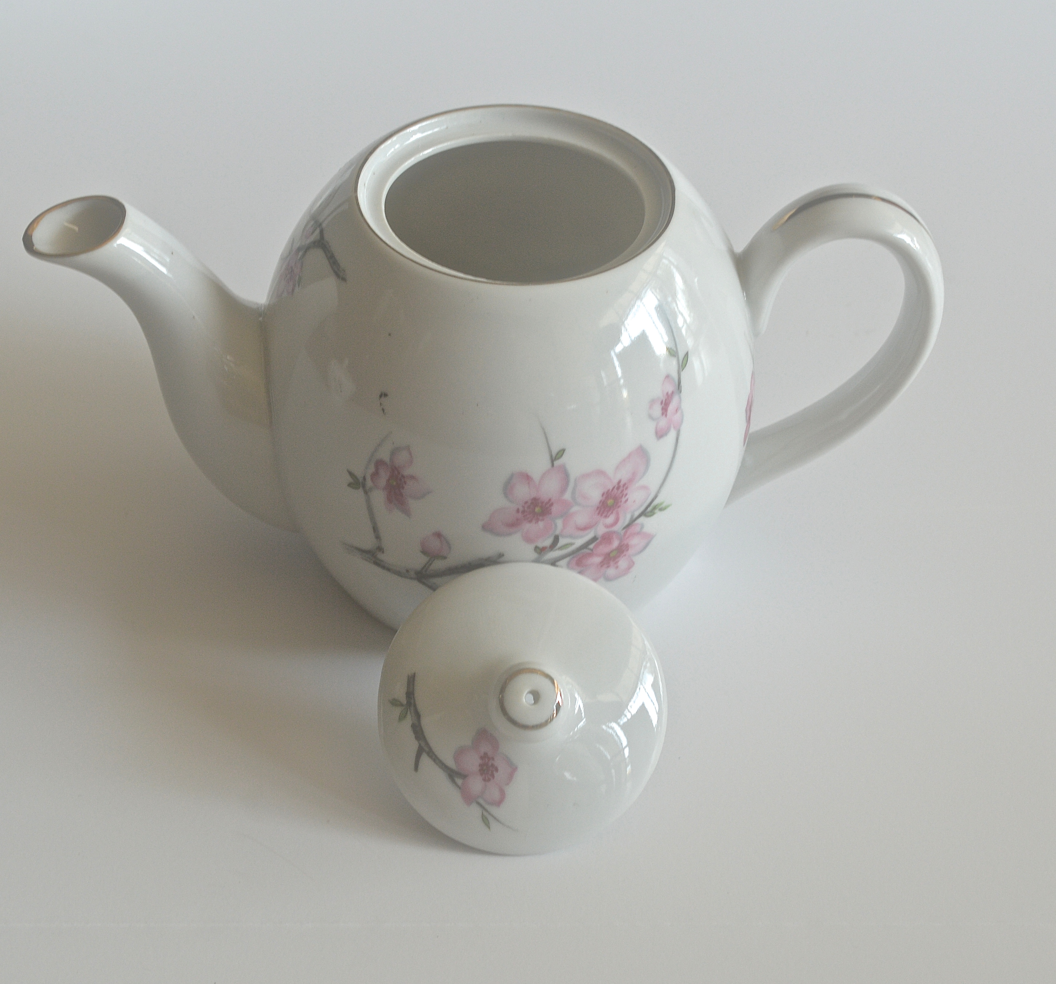 Japanese Cherry Blossom Diamond China