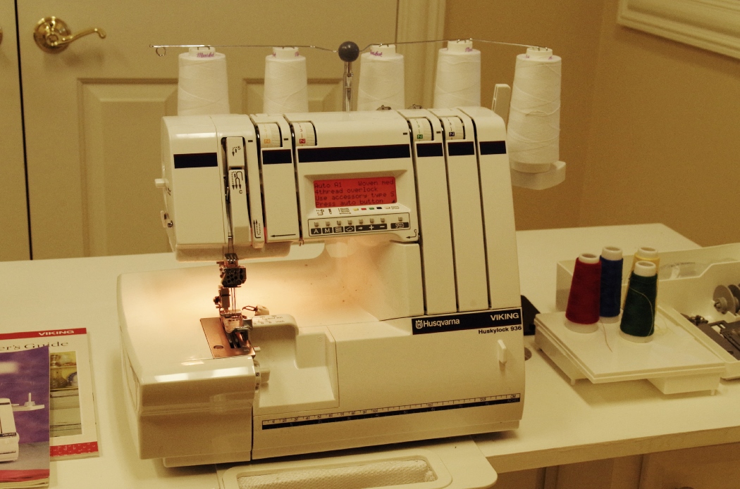 Viking Husqvarna Huskylock 936 Serger, and Supplies