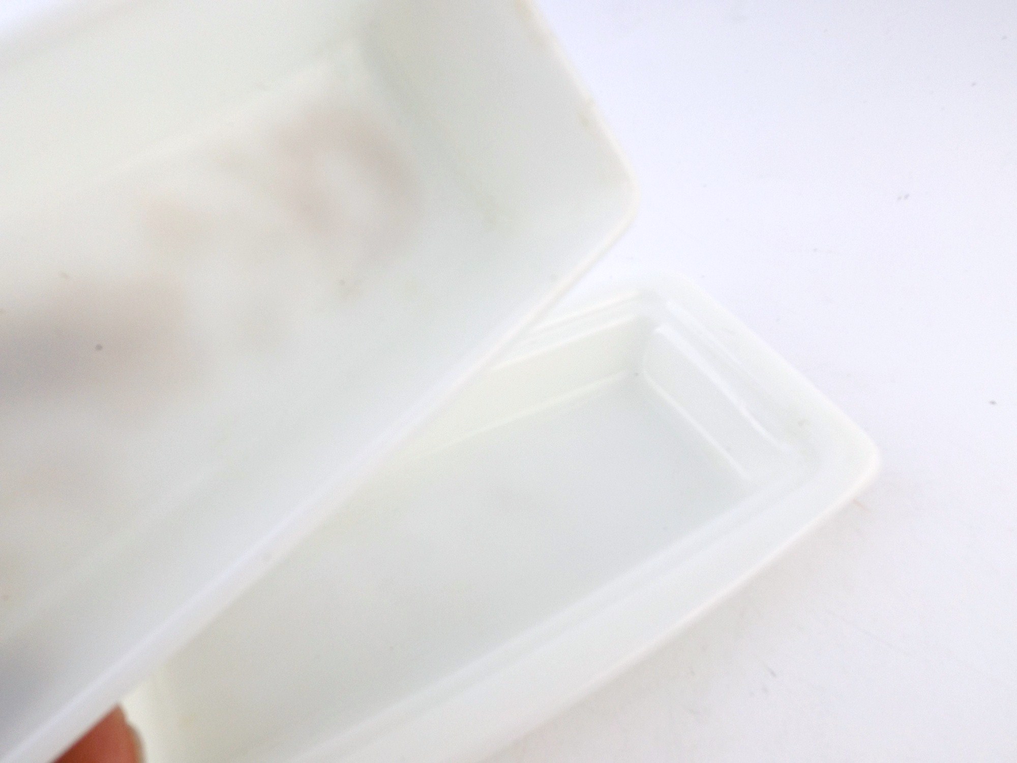 Pyrex 'Butterfly Gold' Butter Dish