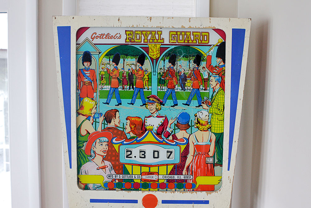 Gottlieb's Royal Guard Pinball Machine