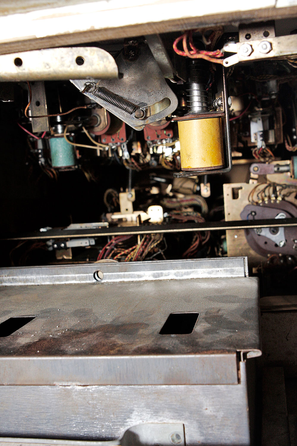 Gottlieb's Royal Guard Pinball Machine