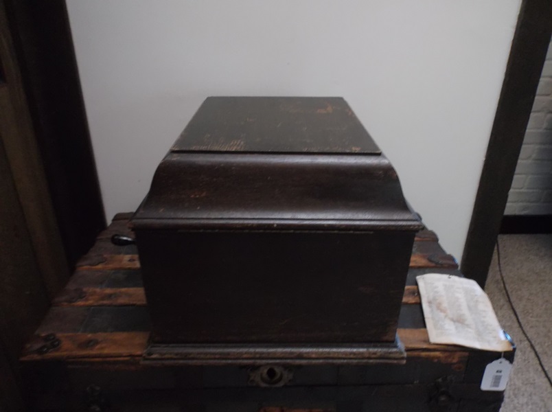 1930s "His Master's Voice" Model 103 Gramophone