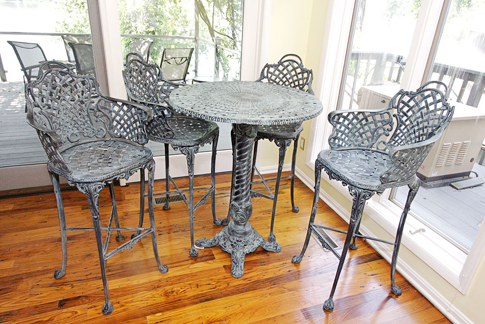 Tall Cast Aluminum Patio Table and Chairs