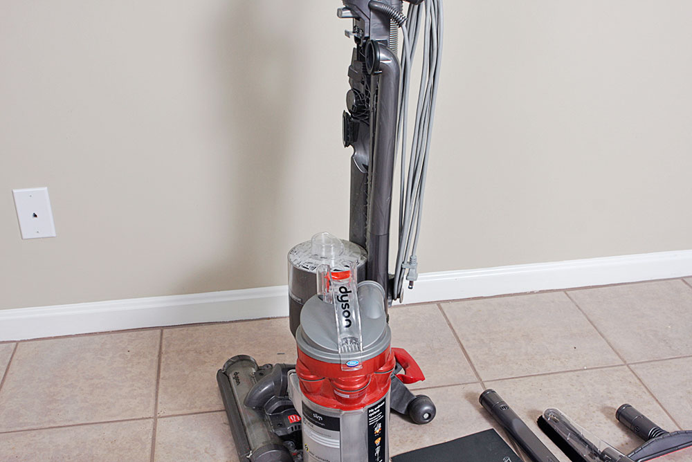 Dyson Slim DC18 Vacuum Cleaner