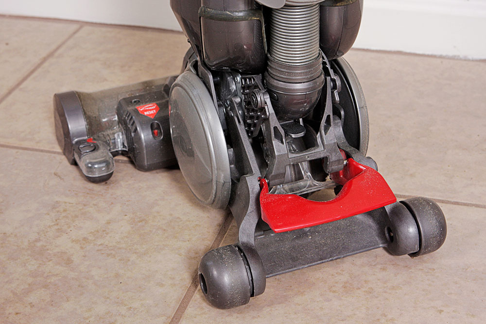 Dyson Slim DC18 Vacuum Cleaner