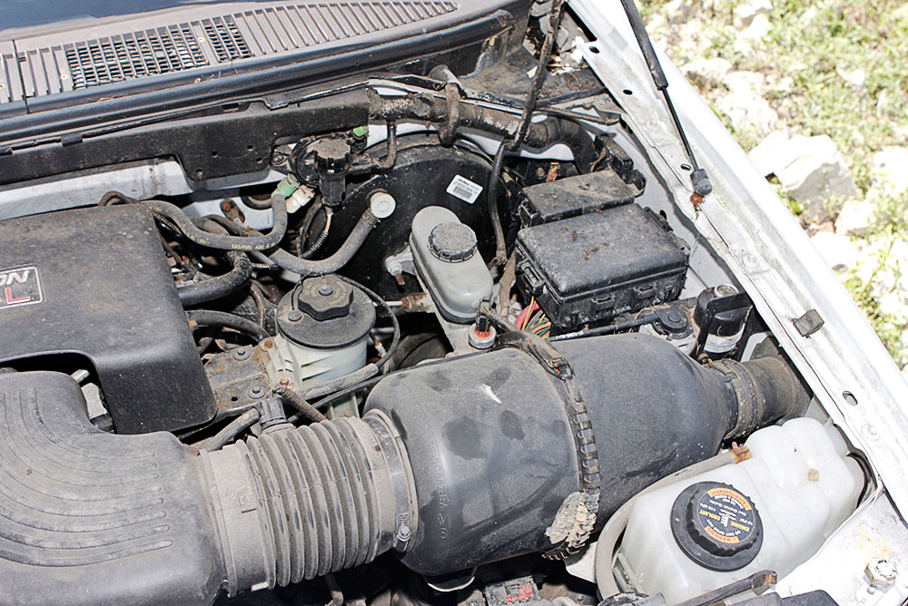 1997 Ford F150 XLT Truck with 24,000 Miles, Extended Cab, 8 Cyl