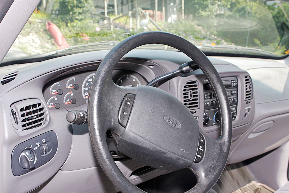 1997 Ford F150 XLT Truck with 24,000 Miles, Extended Cab, 8 Cyl