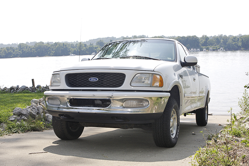 1997 Ford F150 XLT Truck with 24,000 Miles, Extended Cab, 8 Cyl