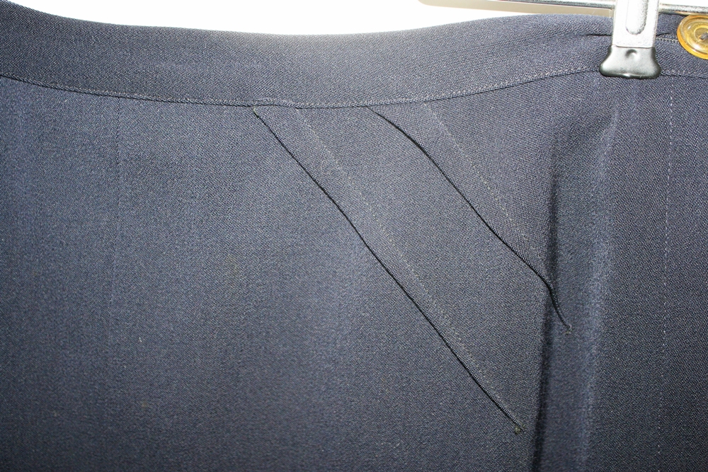 Women's Vintage Suit by Swansdown Cygnet