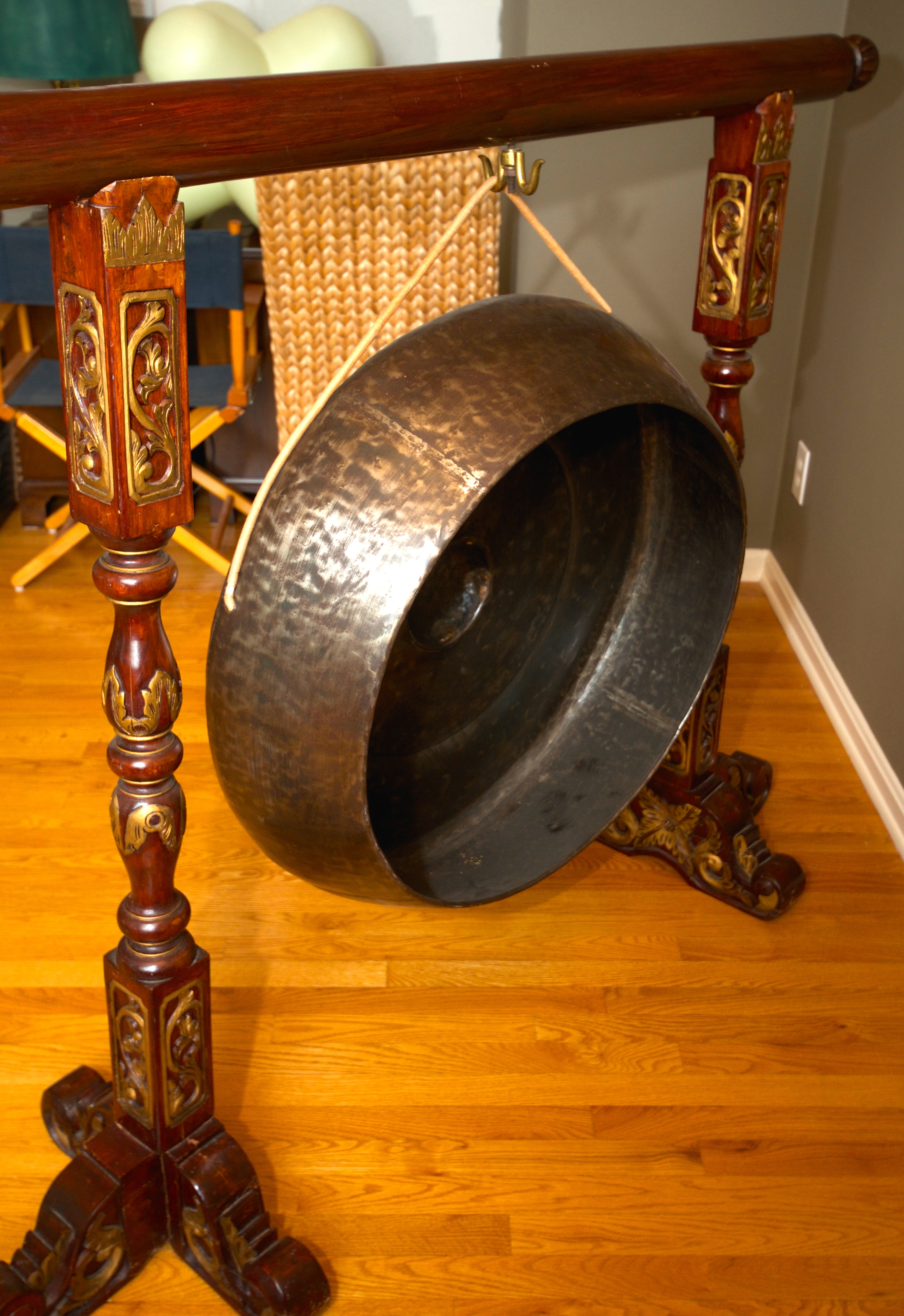 Large Chinese Gong