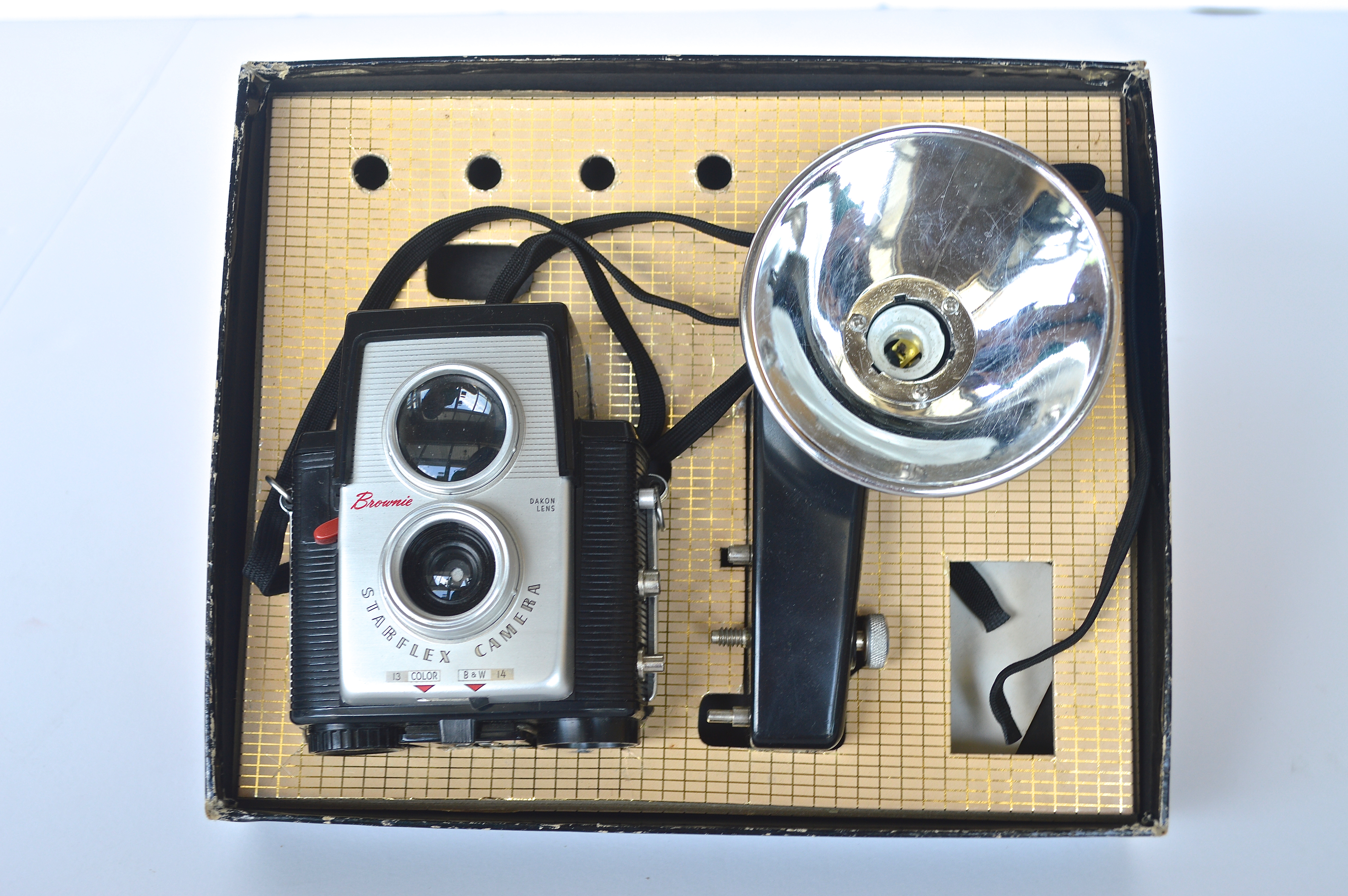 Vintage Kodak Brownie Starflex Outfit Camera