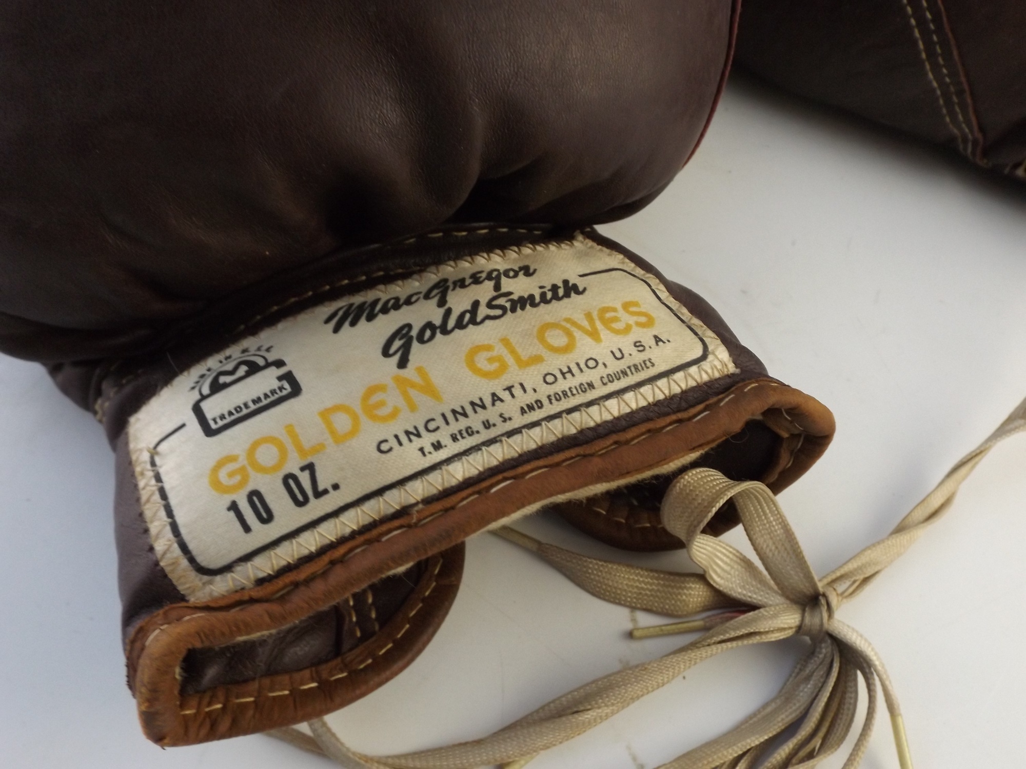MacGregor Goldsmith Golden Gloves
