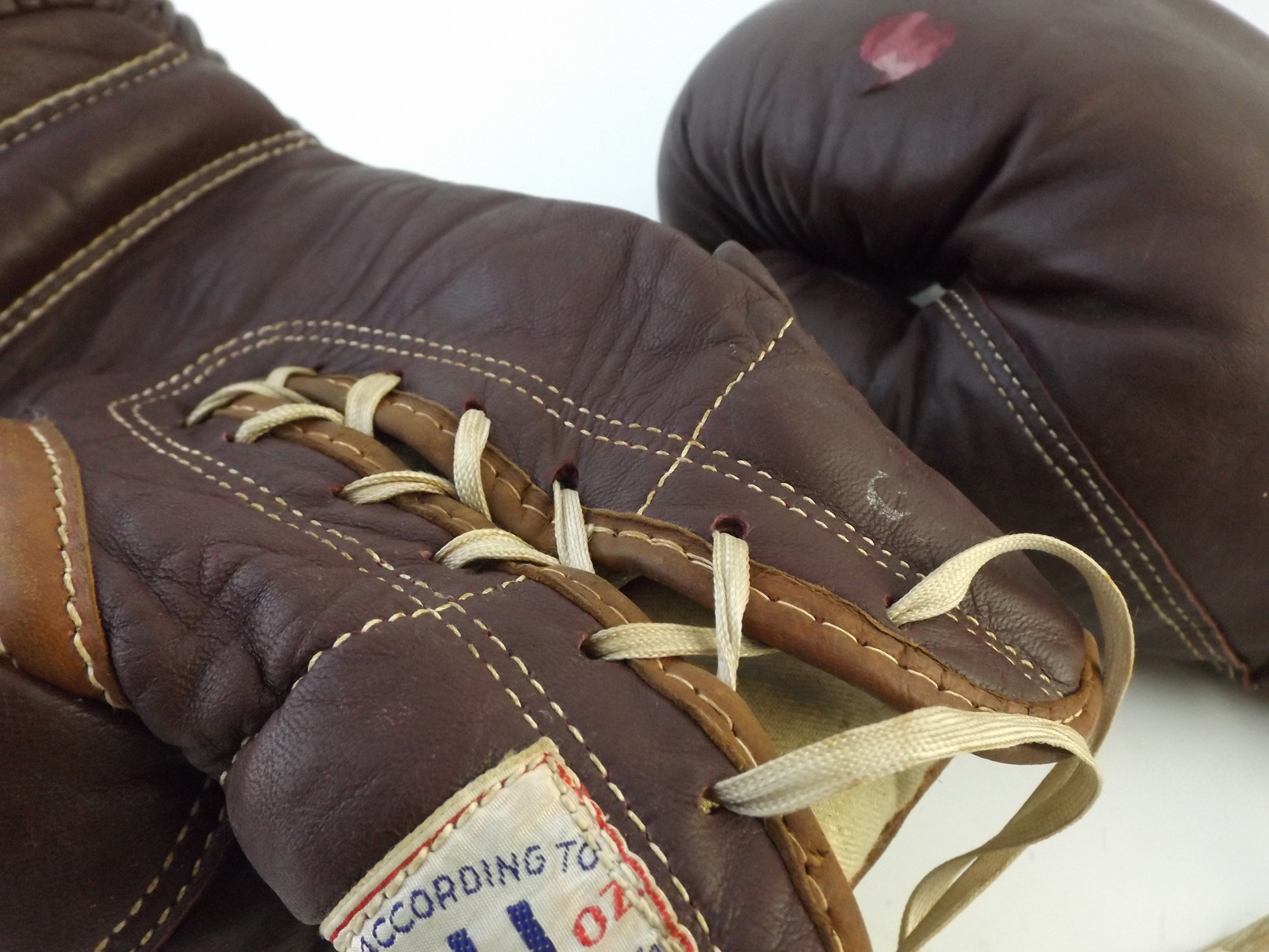 MacGregor Goldsmith Golden Gloves