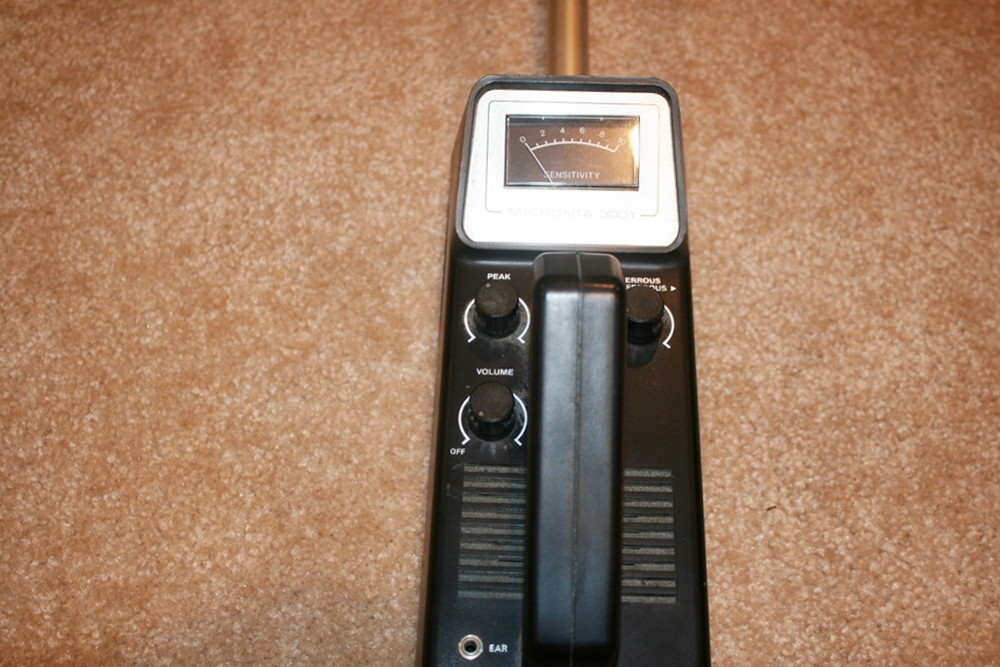 Radio Shack Metal Detector 
