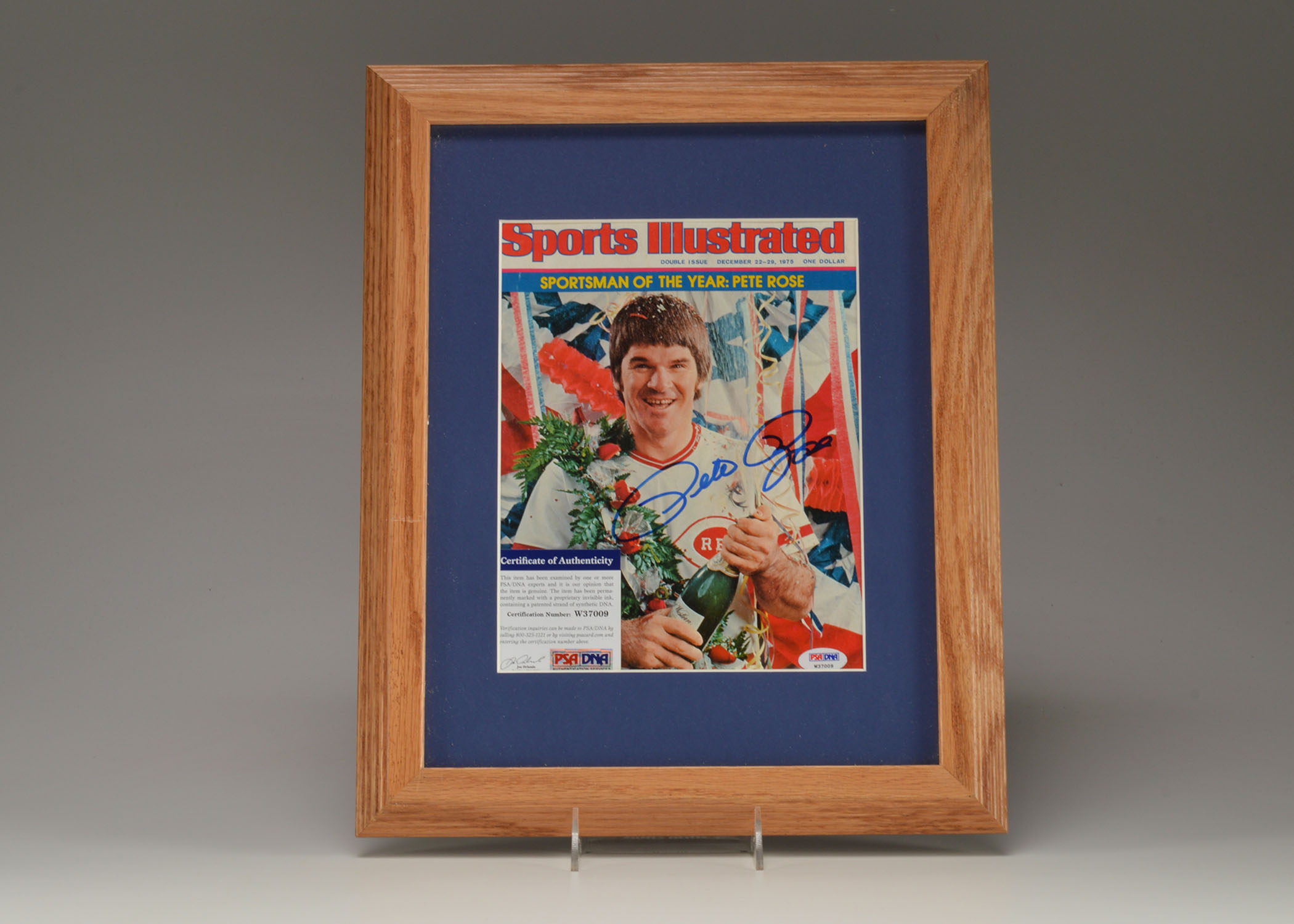 Pete Rose Signed 1975 Sportsman of the Year Magazine
