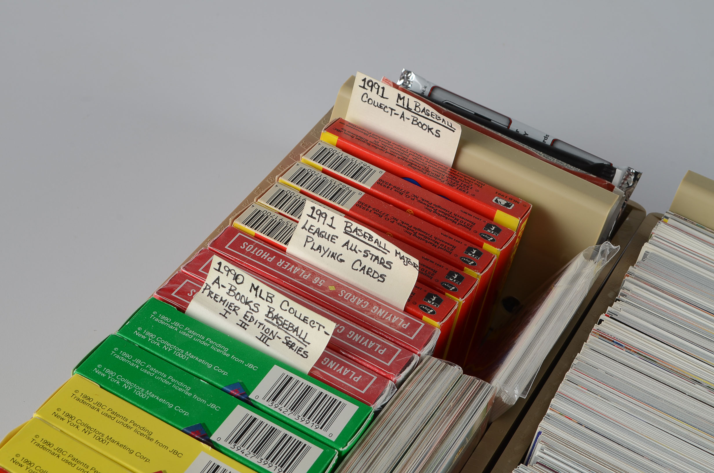 Mixed Collectible Sports Baseball Card Lot