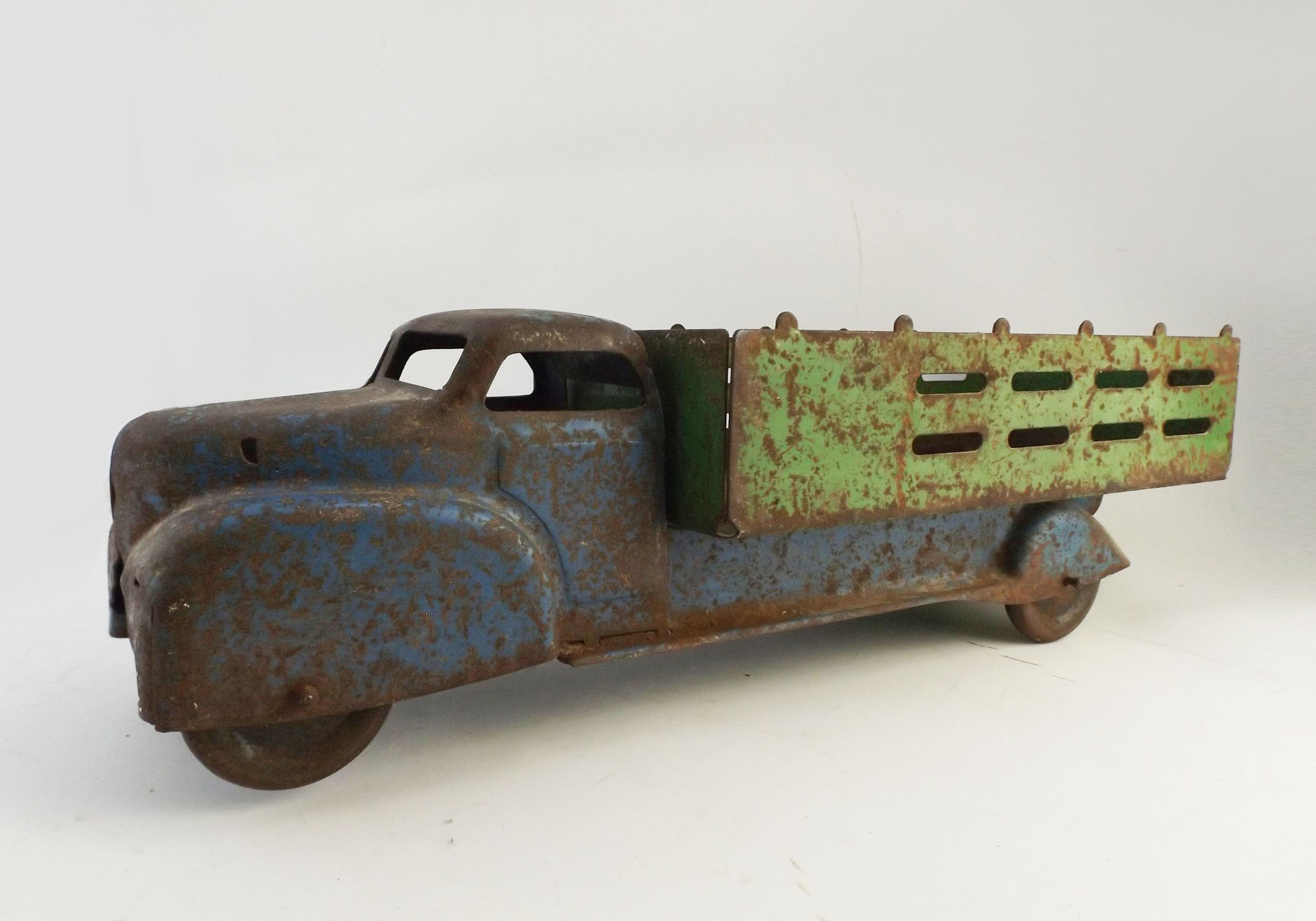 Vintage 1930s Painted Metal Farm Stake Truck