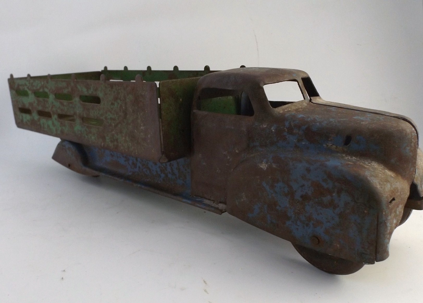 Vintage 1930s Painted Metal Farm Stake Truck