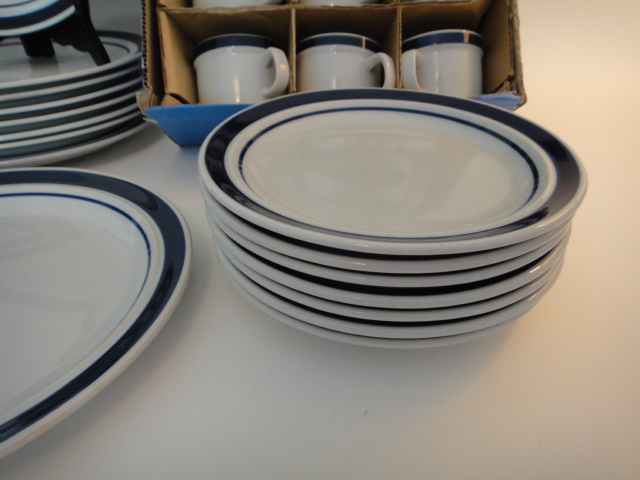 MSI Monterrey Blue Stoneware