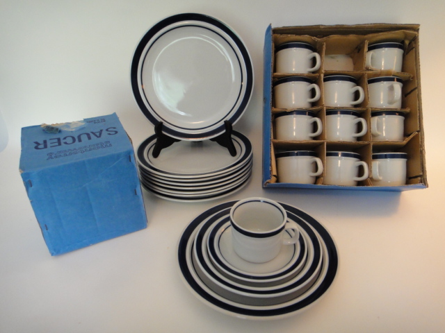 MSI Monterrey Blue Stoneware