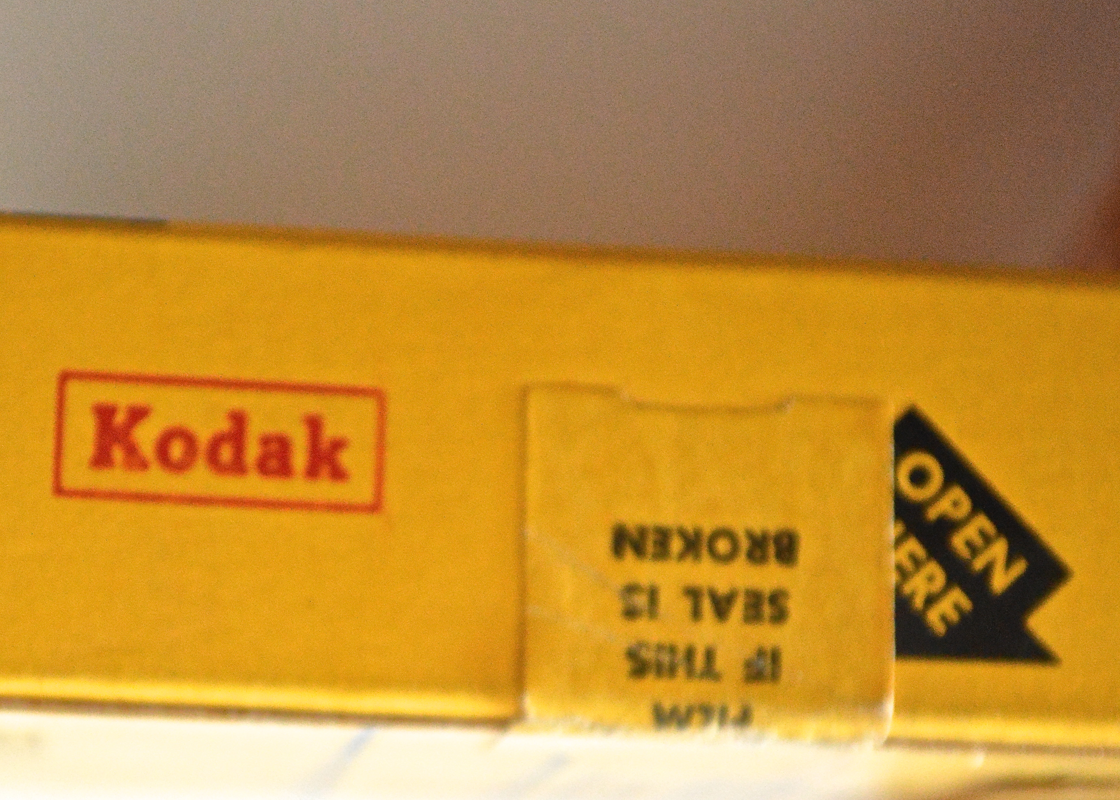 Keystone Brightbeam K70 Film Movie Projector With Movie Films