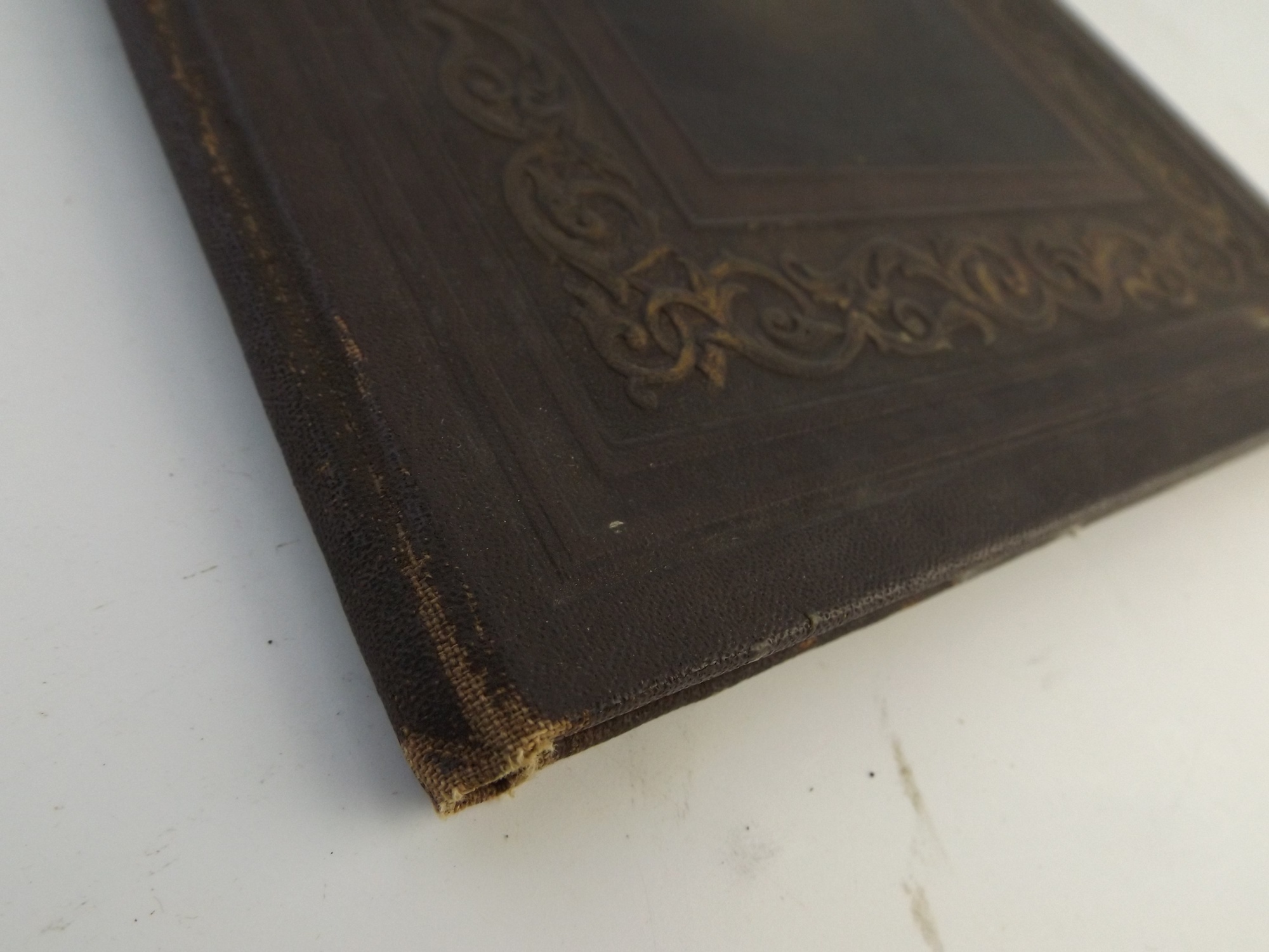 'Seven Centuries'--a 1923 Style Book